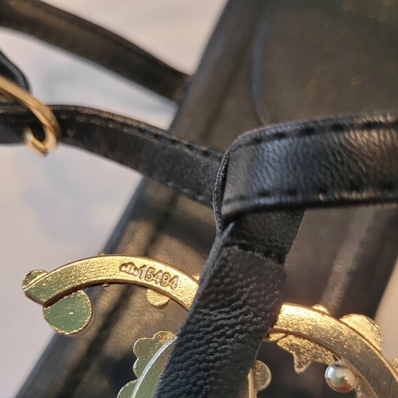 Chanel Interlocking CC Pearl Star Leather Thong Sandals Size 40 - Picture 6 of 13